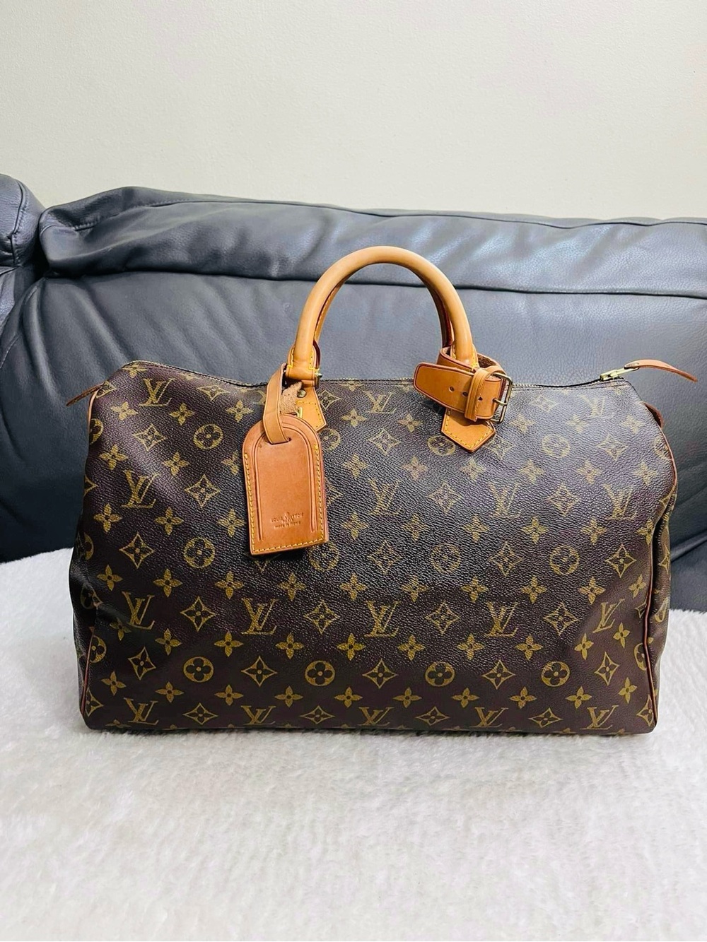 Louis Vuitton Brown Monogram Duffel bag
